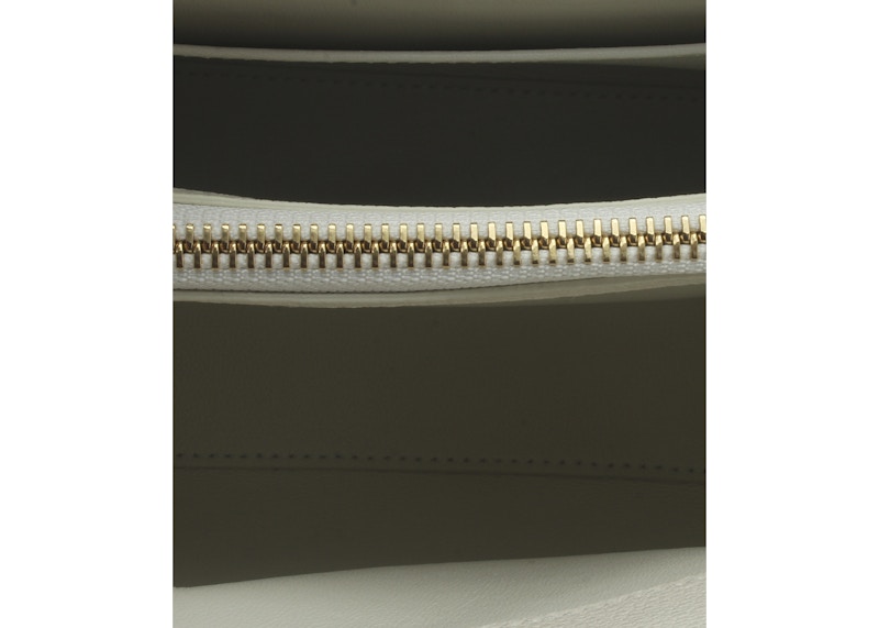 Lookbook Celine 小號16包 白色