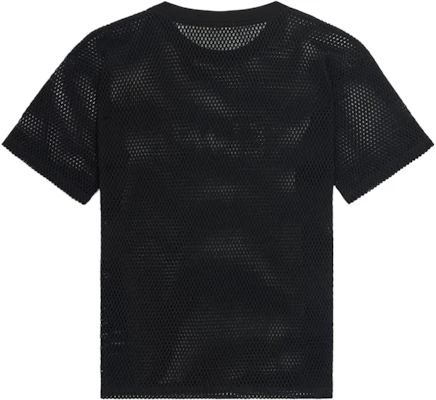 CELINE SS22 Camiseta Negra Cuello Redondo Manga Corta con Letras. 2X62A950P-38AW Lookbook CELINE SS22 Camiseta Negra Cuello Redondo Manga Corta con Letras. 2X62A950P-38AW