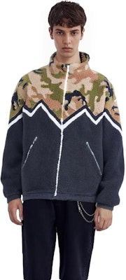 CELINE SS22 Camouflage Fleece Zip-Up Jacket Sweatshirt - Multicolor. 2Y579893L-18MM Purchase CELINE SS22 Camouflage Fleece Zip-Up Jacket Sweatshirt - Multicolor. 2Y579893L-18MM