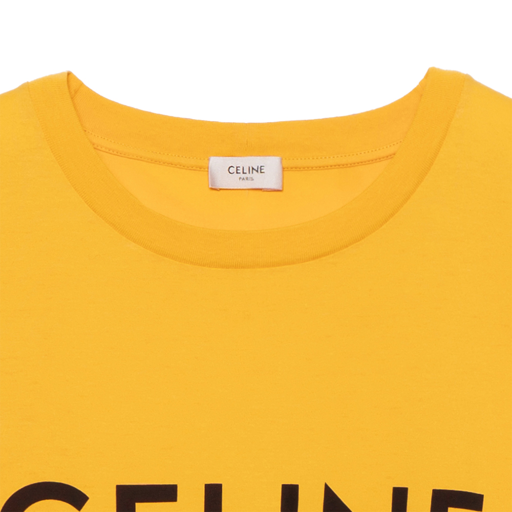 Shop CELINE SS22 黃色寬鬆版印花品牌圓領T恤。 2X681671Q-11MD