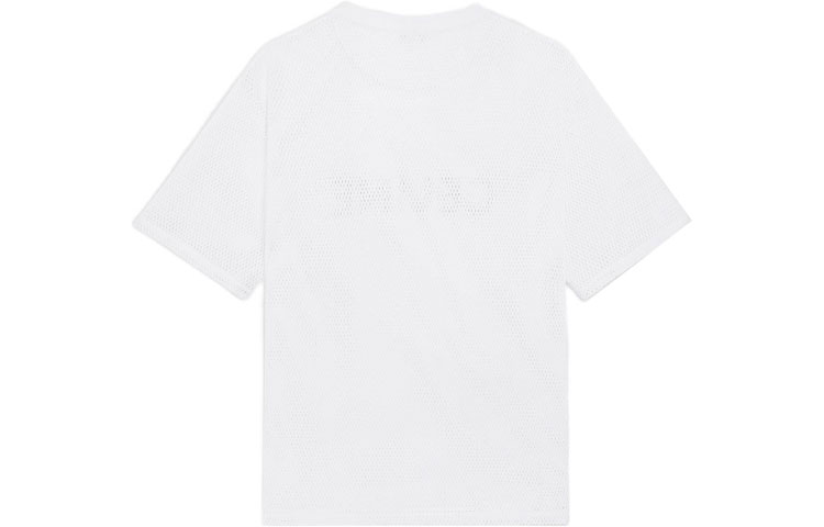 Lookbook CELINE SS22 Kaos Pria Logo Print Crewneck Warna Putih. 2X59A950P-01EA