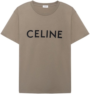 CELINE SS22 Kaos Crewneck Logo Print Oversized Coklat Kopi Pria. 2X681671Q-02KC Buy CELINE SS22 Kaos Crewneck Logo Print Oversized Coklat Kopi Pria. 2X681671Q-02KC