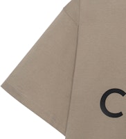 CELINE SS22 Kaos Crewneck Logo Print Oversized Coklat Kopi Pria. 2X681671Q-02KC Purchase CELINE SS22 Kaos Crewneck Logo Print Oversized Coklat Kopi Pria. 2X681671Q-02KC