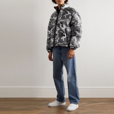 CELINE SS23 Camouflage Puffer Zipped Jacket in Gray Camo. 2W7711553-Q38 Lookbook CELINE SS23 Camouflage Puffer Zipped Jacket in Gray Camo. 2W7711553-Q38