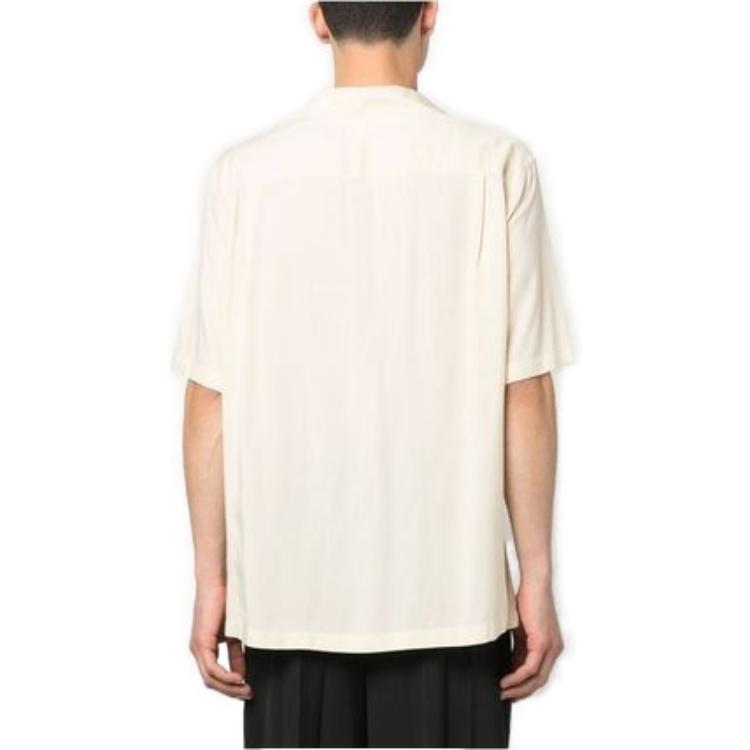 Shop CELINE SS23 幾何圖案短袖扣襟襯衫。 2C947852C02BY