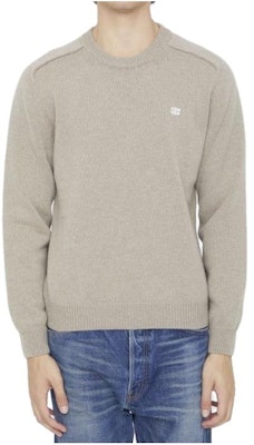 CELINE SS23 Sweater Pria Lengan Panjang Warna Coklat Muda Crewneck. 2AC85048T03SD Order CELINE SS23 Sweater Pria Lengan Panjang Warna Coklat Muda Crewneck. 2AC85048T03SD