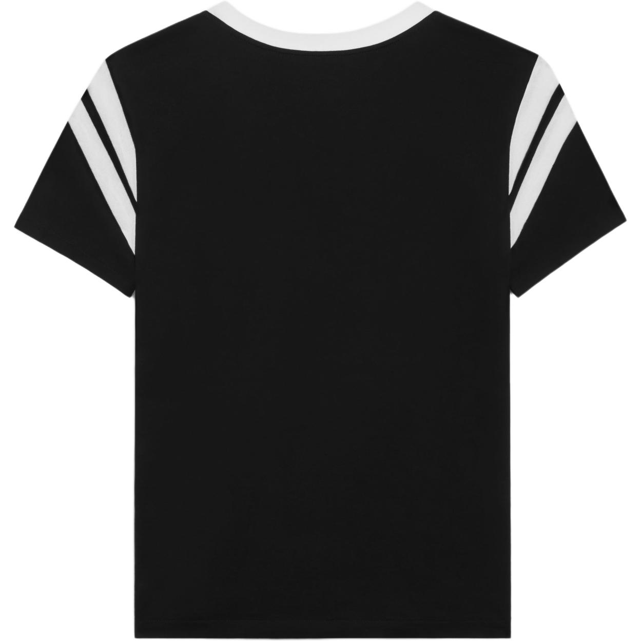 Lookbook Camiseta Negra de Cuello Redondo CELINE SS24 con Logo Bordado Contraste. 2X30O671Q-38AW