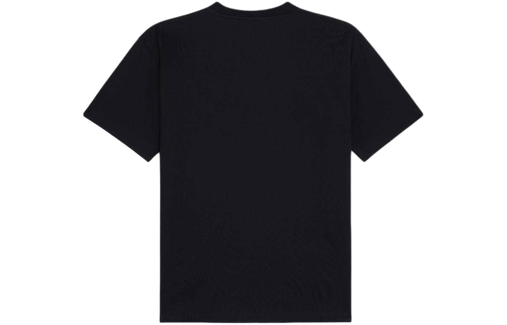 Lookbook CELINE SS24 Kaos Hitam Pria Lengan Pendek Cracked Letter Print. 2X73L671Q-38AW