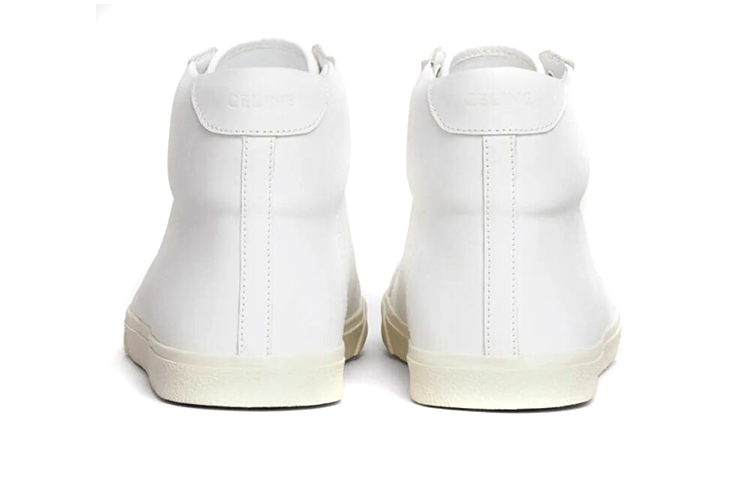 Shop CELINE トリオンフ「ホワイトレザー」328093079C.01BC 328093079C.01BC