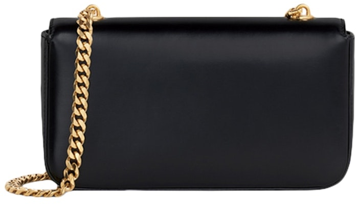 セリーヌ トリオンフ チェーンショルダーバッグ (黒)
Lookbook セリーヌ トリオンフ チェーンショルダーバッグ (黒)