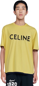 CELINE 黃色寬鬆版T恤帶字母標誌款式。 2X681501F-11VB Shop CELINE 黃色寬鬆版T恤帶字母標誌款式。 2X681501F-11VB