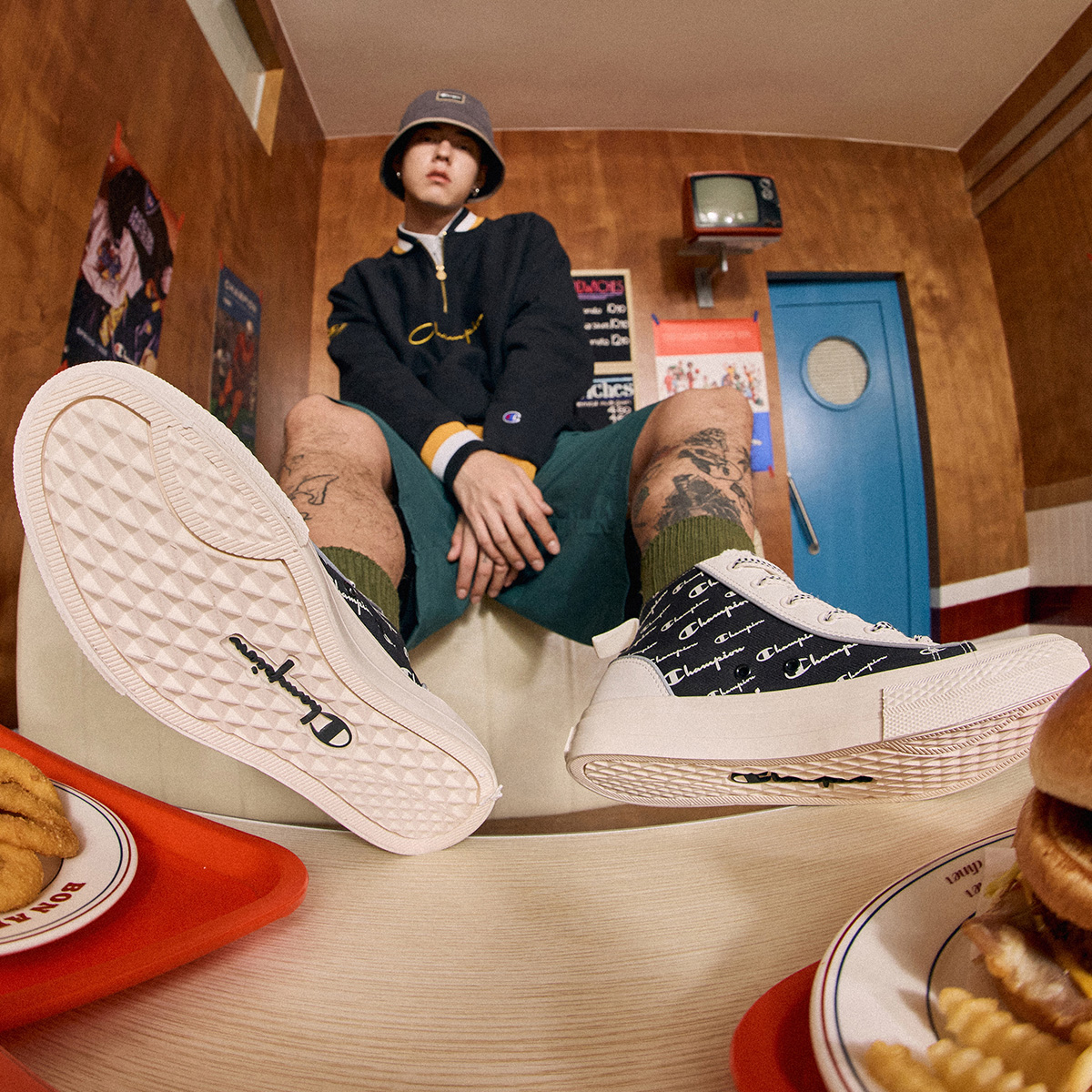Sizing Champion Campus Mono High 1.0 'Black Milk White' U2CFCVU02U1