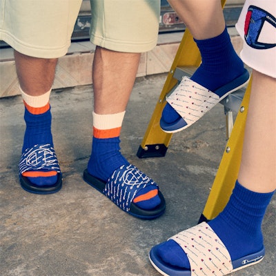 Champion Campus Slide 'Mono Logo Black' U2BFASU06U1 Purchase Champion Campus Slide 'Mono Logo Black' U2BFASU06U1