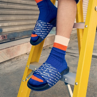Champion Campus Slide 'Mono Logo Black' U2BFASU06U1 Details for Champion Campus Slide 'Mono Logo Black' U2BFASU06U1