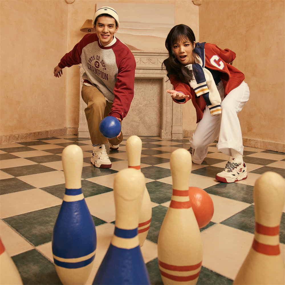 Details for Champion Essentials Low ''Colorblock Bourgogne'' U3DFCTM06L8