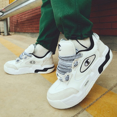 Champion Essentials Valve V2 'Color Block' U3AFCTM09U3 Sizing Champion Essentials Valve V2 'Color Block' U3AFCTM09U3