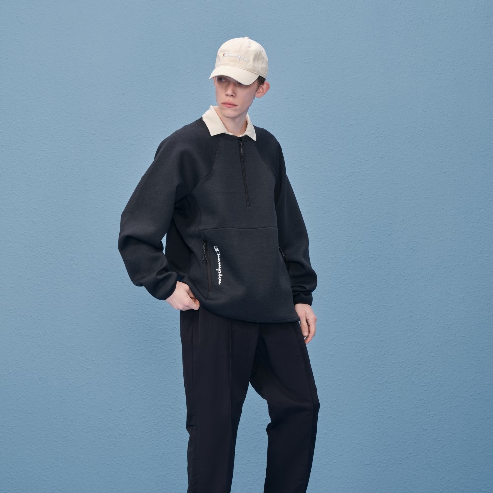 Purchase Champion FW22 黑色版半拉链宽松圆领卫衣 男女同款 日本限定款。 C2-W006