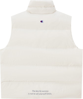 챔피언 FW23 라이프 시리즈 헤비웨이트 자수 로고 패딩 베스트. UM-YDJ02 Details for 챔피언 FW23 라이프 시리즈 헤비웨이트 자수 로고 패딩 베스트. UM-YDJ02