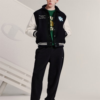 Champion 2023秋冬男女拼色字母补丁棒球羽绒夹克. UM-YDJ05 Shop Champion 2023秋冬男女拼色字母补丁棒球羽绒夹克. UM-YDJ05