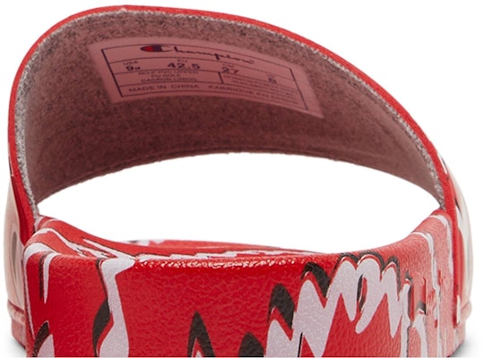 Champion IPO Slides 'Repeat Print - Scarlet' CP100572M Sizing Champion IPO Slides 'Repeat Print - Scarlet' CP100572M