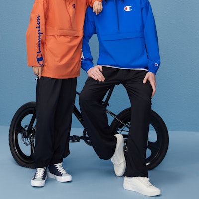 冠军经典高帮滑板鞋1.0 '刺绣蓝标' U2DFCTM02M1 Sizing 冠军经典高帮滑板鞋1.0 '刺绣蓝标' U2DFCTM02M1