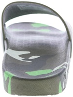 Champion 一字拖鞋 男款 迷彩色
翻譯為:
Champion 一條拖鞋 男款 迷彩色 Shop Champion 一字拖鞋 男款 迷彩色
翻譯為:
Champion 一條拖鞋 男款 迷彩色