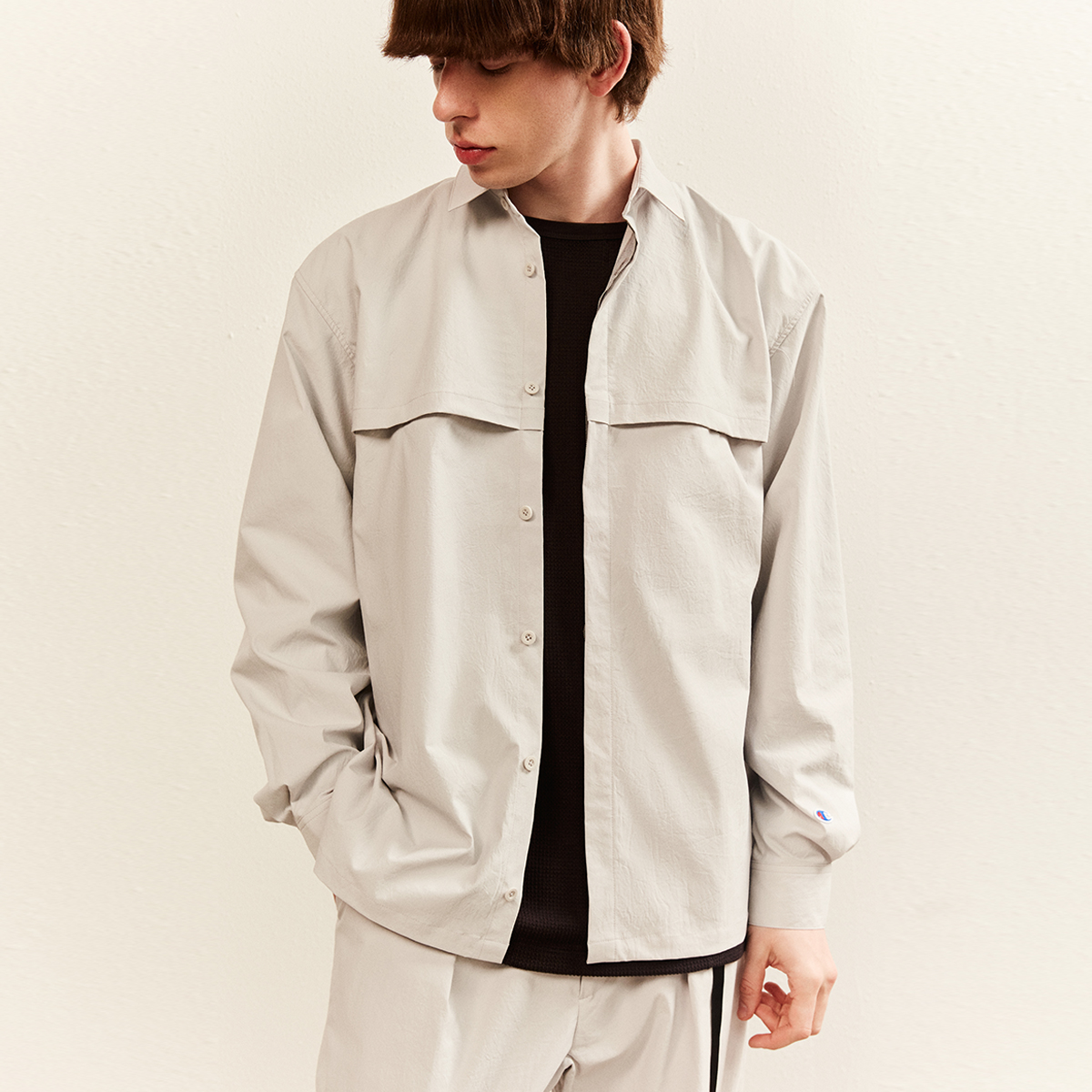 Cheap Champion SS22 黑色版寬鬆休閒純色長袖襯衫 男女款 日本版式。 C3-V416