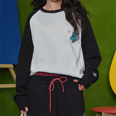 Champion SS24 Back Logo Little Dragon Crewneck Sweatshirt Unisex U4ASWUU32 3