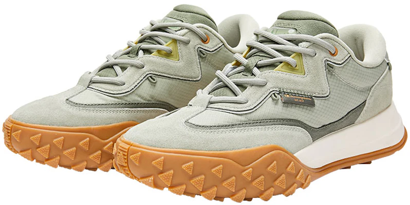 Champion 復古運動系列 Tracer 220 低筒休閒拼接進口跑步鞋 綠色 Lookbook Champion 復古運動系列 Tracer 220 低筒休閒拼接進口跑步鞋 綠色