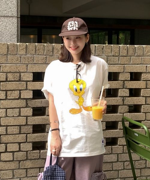 Champion x Looney Tunes Tweety White Short Sleeve T-Shirt CHPU261KCSS118WH