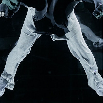 Joggers Unisex Champion x N.HOOLYWOOD FW22 con Forro Polar Edición Japón C8-W228 Lookbook Joggers Unisex Champion x N.HOOLYWOOD FW22 con Forro Polar Edición Japón C8-W228