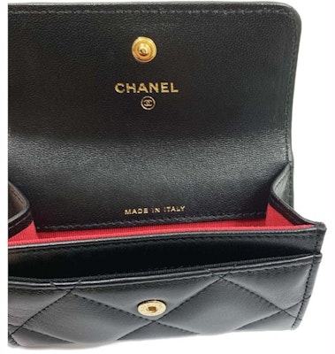 Chanel 19 Pemegang Kad Hitam (AP1790) Lookbook Chanel 19 Pemegang Kad Hitam (AP1790)
