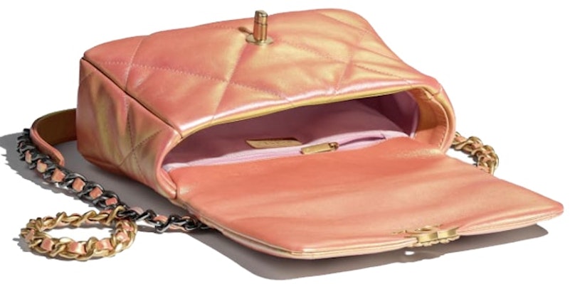 香奈儿19 手袋 镭射粉色 Lookbook 香奈儿19 手袋 镭射粉色