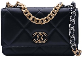 Chanel 19 Wallet On Chain Black (AP0957-B01564-94305) Chanel 19 Wallet On Chain Black (AP0957-B01564-94305)