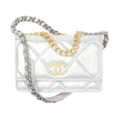Chanel 19 Wallet On Chain Metallic