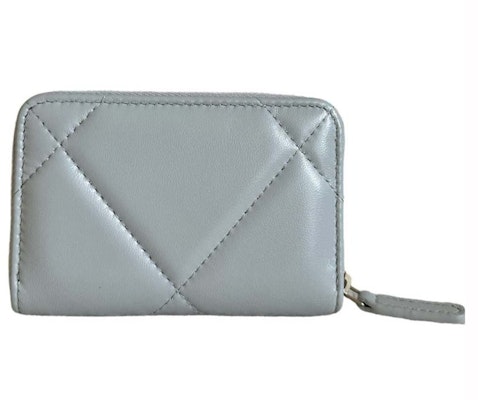 Dompet Duit Berzip Chanel 19 Kelabu Cerah (AP0949) Order Dompet Duit Berzip Chanel 19 Kelabu Cerah (AP0949)