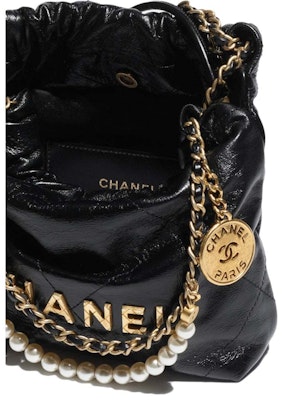 香奈儿22迷你手袋23S亮泽皱纹小牛皮黑色珍珠链款 Order 香奈儿22迷你手袋23S亮泽皱纹小牛皮黑色珍珠链款