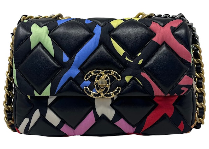 Chanel 22S Chanel 19 Flap Bag Black