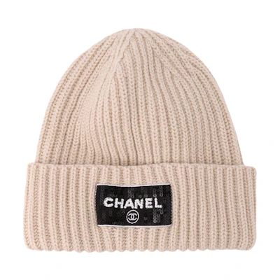 CHANEL 23K Sequin Letter Knit Wool Beanie Unisex Beige. AA0553-B13724-NS257