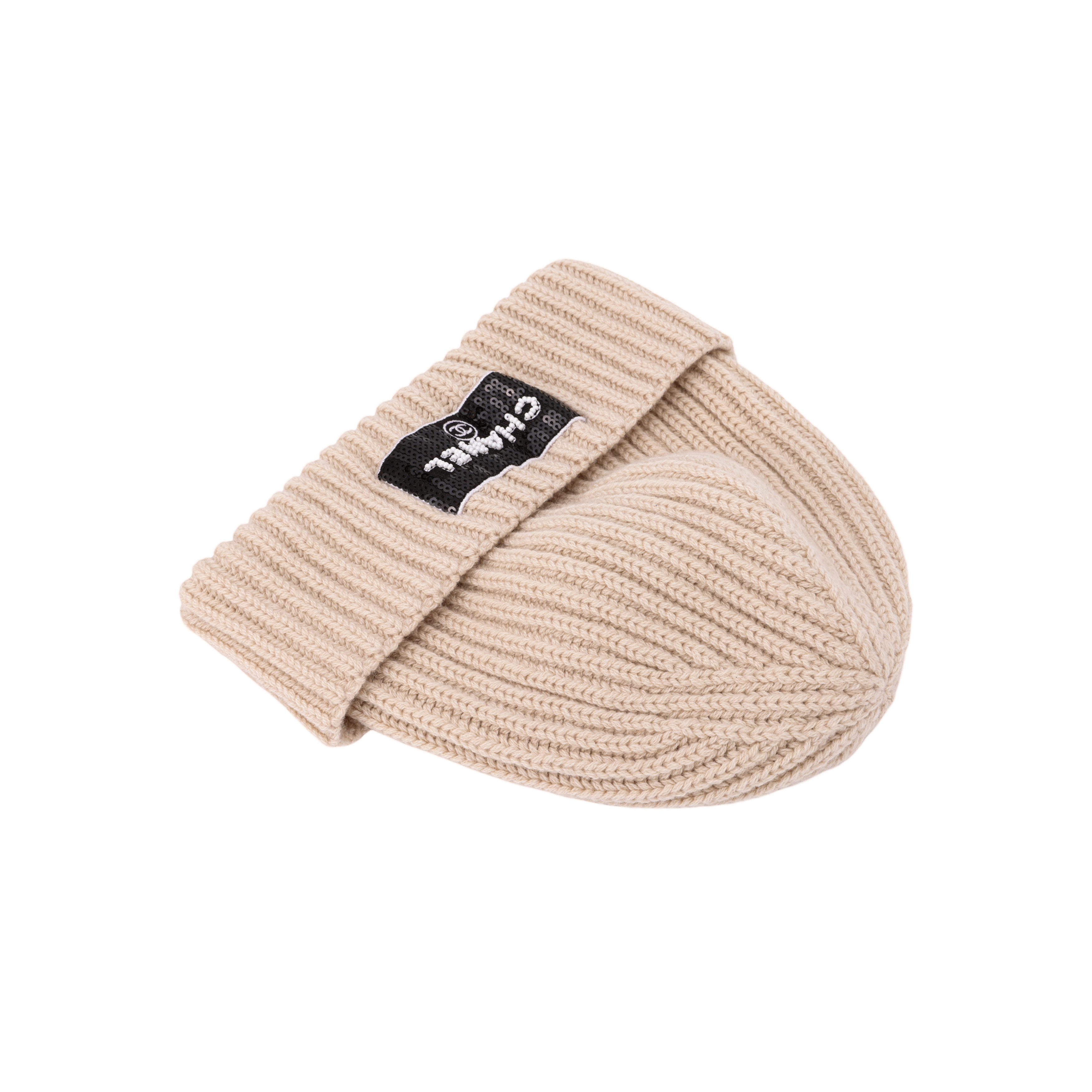 Purchase CHANEL 23K Beanie Rajut Wool Unisex Beige dengan Huruf Payet. AA0553-B13724-NS257