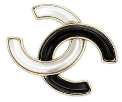 chanel-black-and-white-panda-double-c-logo-metal-brooch-unisex-couples-white-ab-9974-b09941-nl-858