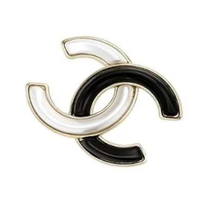 CHANEL Black and White Panda Double C Logo Metal Brooch Unisex Couples White. AB9974-B09941-NL858