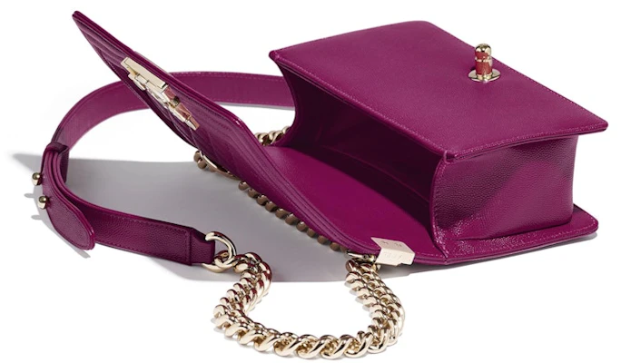 Chanel Boy Bag Kulit Anak Lembu Berbiji Emas Kecil Fuchsia Lookbook Chanel Boy Bag Kulit Anak Lembu Berbiji Emas Kecil Fuchsia