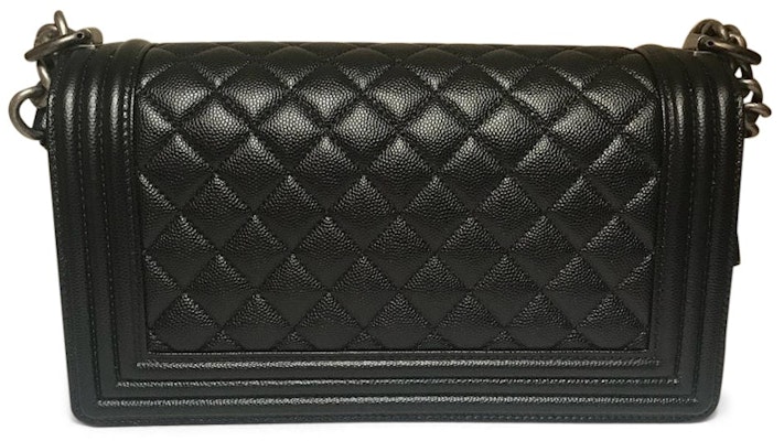 香奈兒男孩包,菱格魚子醬銀色舊中號黑色款。 Order 香奈兒男孩包,菱格魚子醬銀色舊中號黑色款。