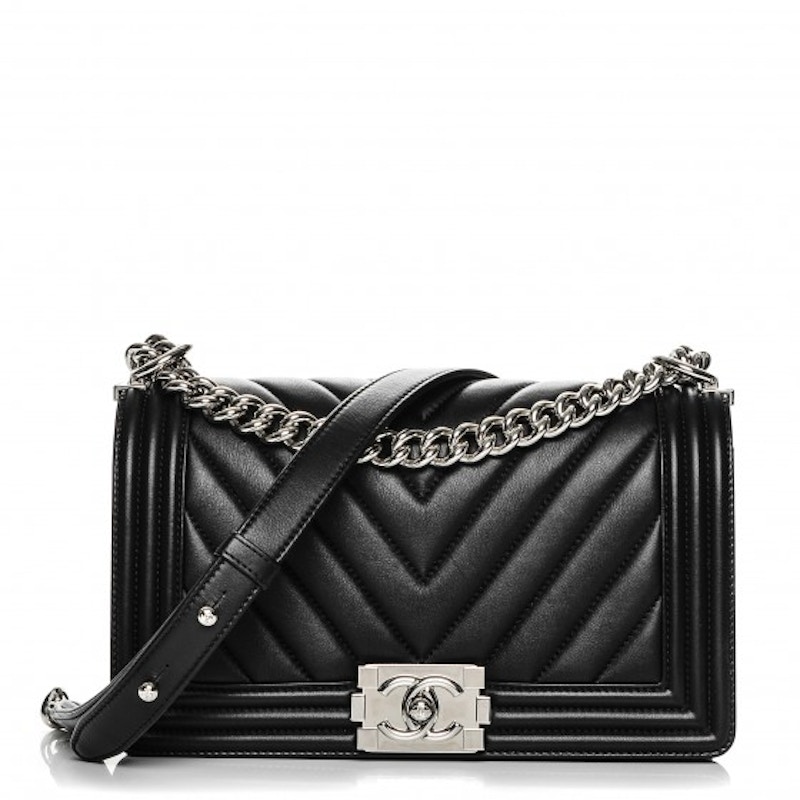 Chanel Boy Flap Chevron Calfskin Silver-tone Medium Black