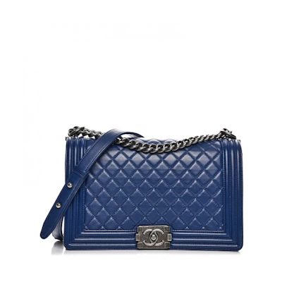 Chanel Boy Flap Diamond Quilted New Medium Dark Blue