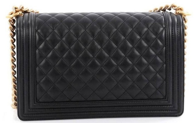 샤넬 보이 플랩 미듐 블랙 (퀼팅 카프스킨)
Order 샤넬 보이 플랩 미듐 블랙 (퀼팅 카프스킨)