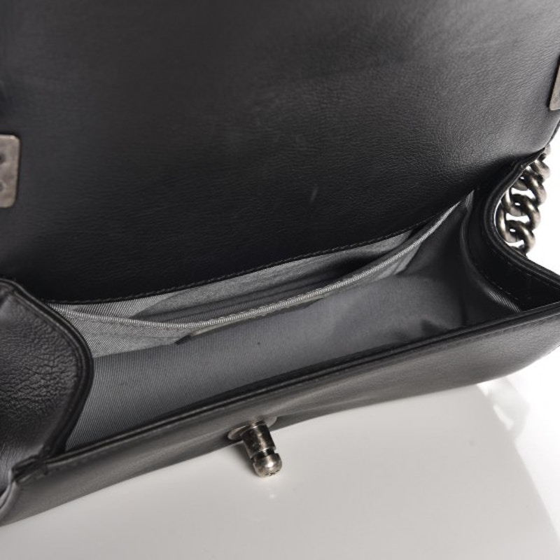 Lookbook 香奈儿小号男孩菱格纹小羊皮黑色斜挎包