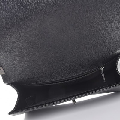 샤넬 보이 플랩 캐비어 뉴미듐 블랙
Lookbook 샤넬 보이 플랩 캐비어 뉴미듐 블랙