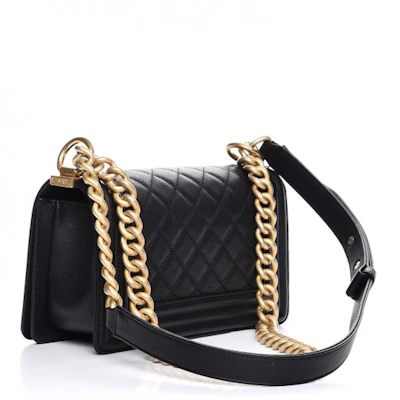 Chanel Boy Flap Pequeño Cuero Caviar Negro con Detalles Dorados Order Chanel Boy Flap Pequeño Cuero Caviar Negro con Detalles Dorados